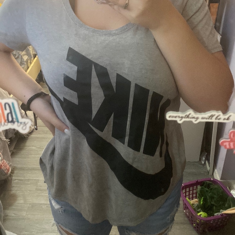 Nike t shirt